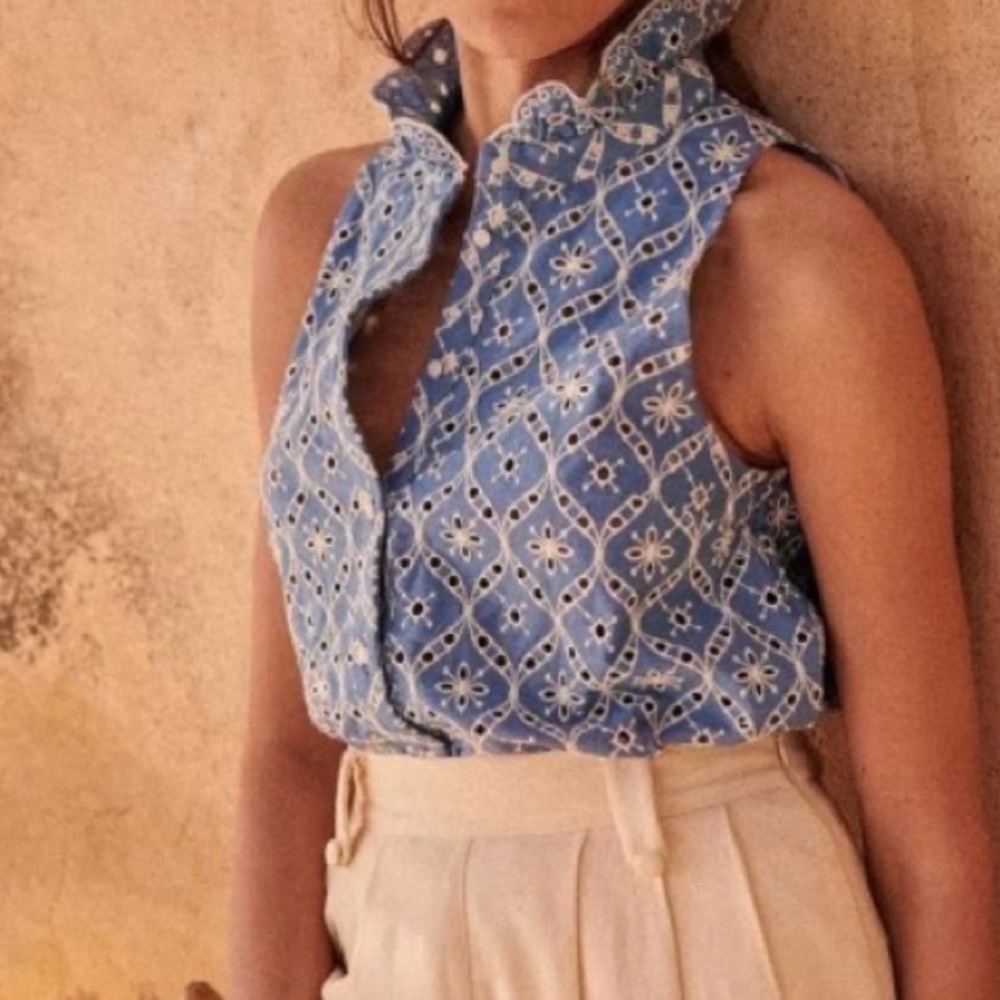 Sezane Erina Shirt FR 40 US 8 Sleeveless Button Down Eyelet Ruffle Chambray Blue